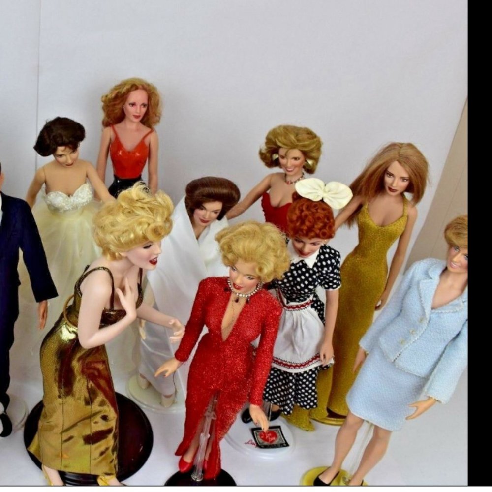 Franklin Mint Dolls Excellent Condition Marilyn Monroe, Elizabeth Lot of 13 TAGS - Picture 9 of 12